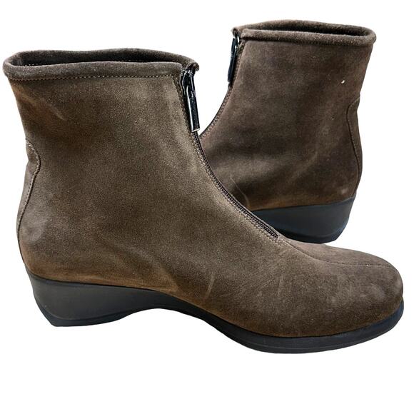La Canadienne NWOB Shaine Waterproof Front Zip Wedge Bootie Size 9M Brown - Picture 6 of 10